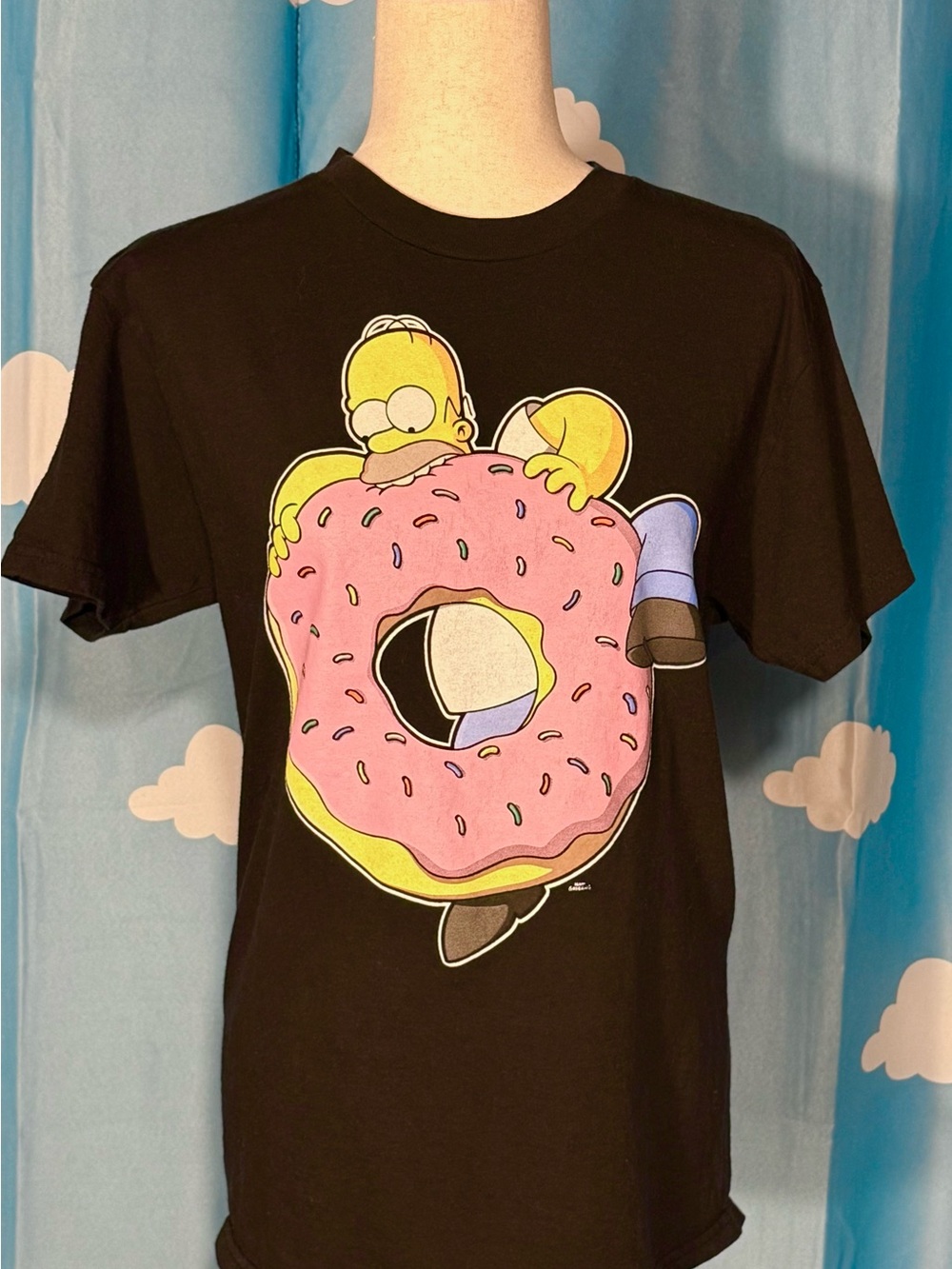 Homer Simpson sprinkle glazed donut t-shirt in pink and yellow.  Blackbody- M